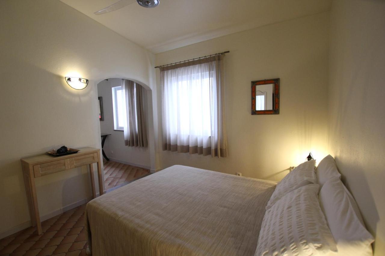 Angela Guest House Lagos Buitenkant foto